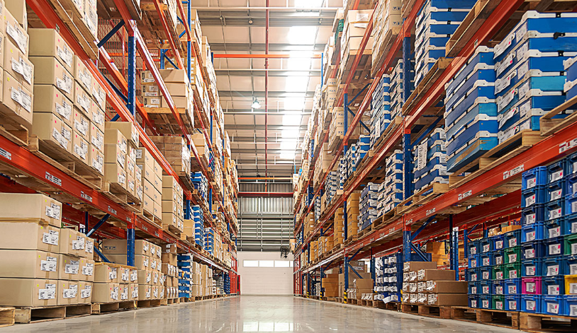 This image has an empty alt attribute; its file name is warehouse.png
